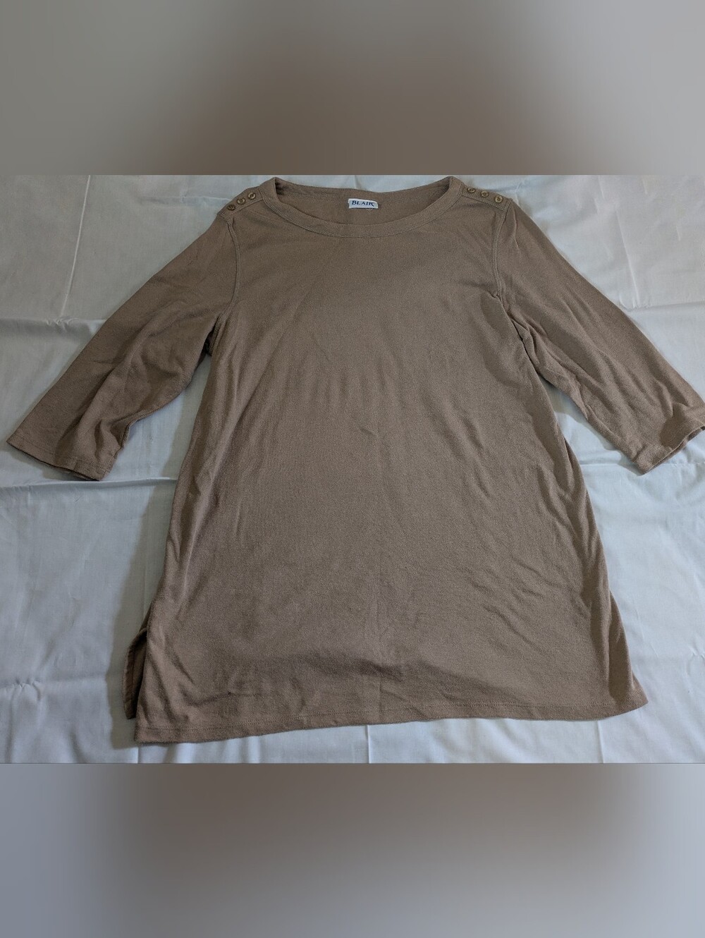 Soft Brown Solid Long Pullover Top Round Neck 3/4 Sleeve Button Accents